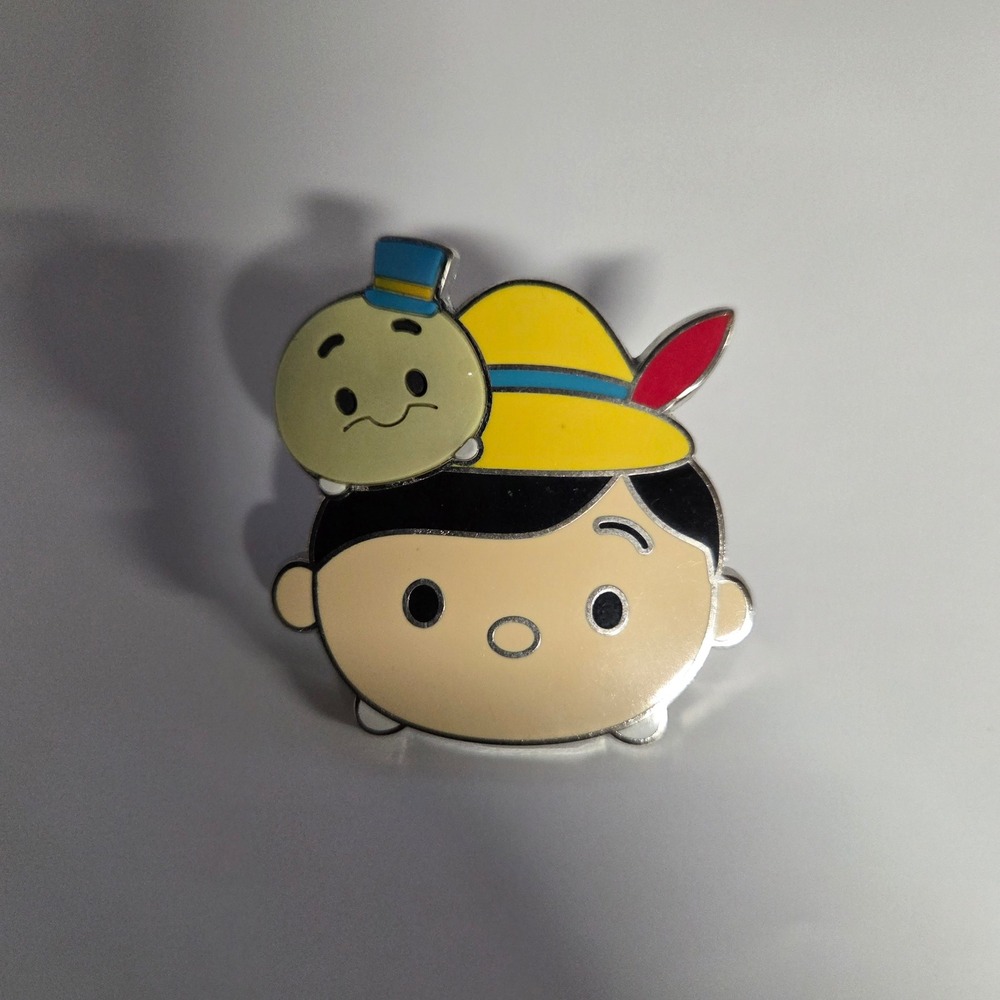 Disney Pin Pinocchio Jiminy Cricket Tsum Tsum OS Yellow Blue Enamel Trading Pin